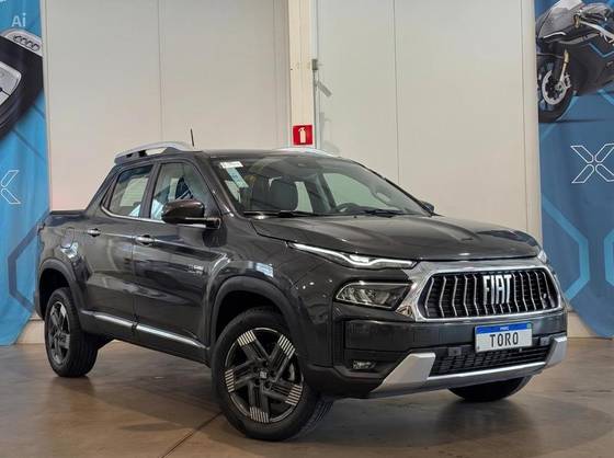 FIAT TORO 2.2 TURBO DIESEL VOLCANO 4WD AT9 FIAT TORO 2.2 TURBO DIESEL VOLCANO 4WD AT9